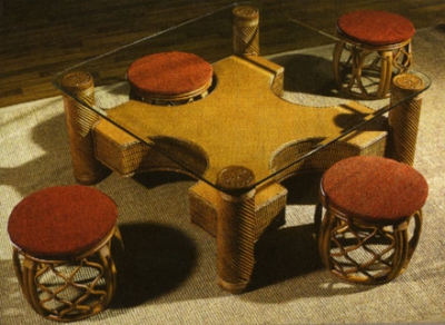 Столы и стулья плетеные